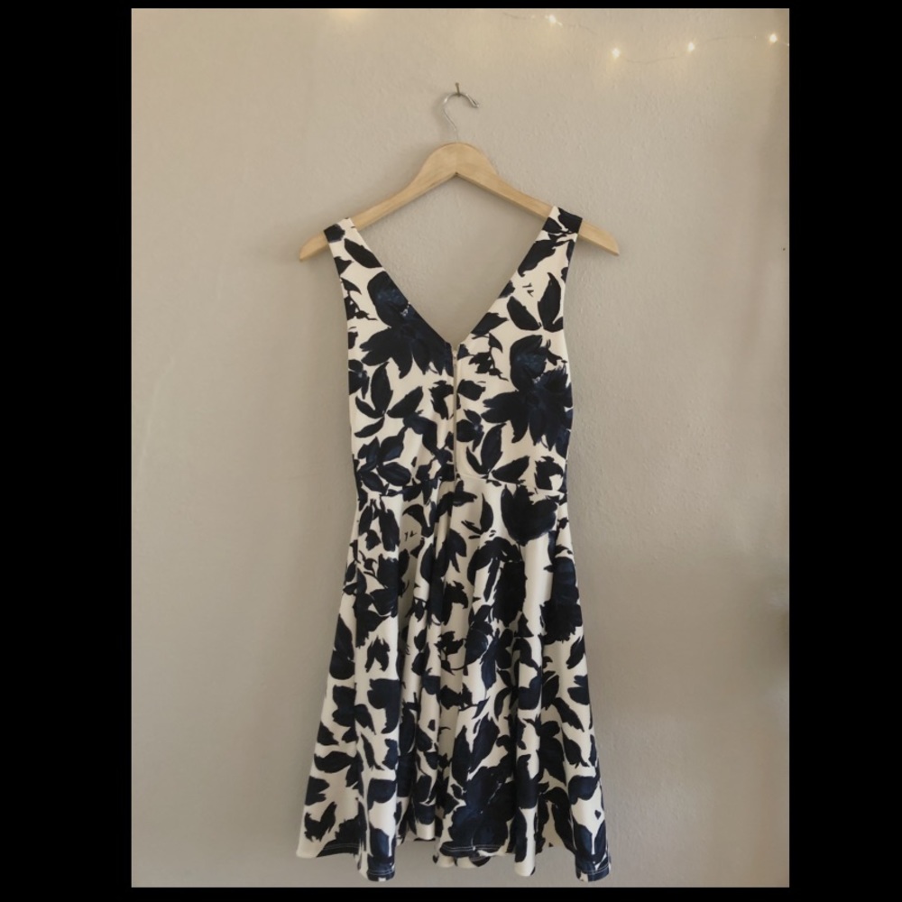 DRESS - Picture 2 of 2